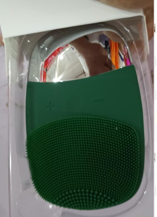 Mini Electric Face Brush