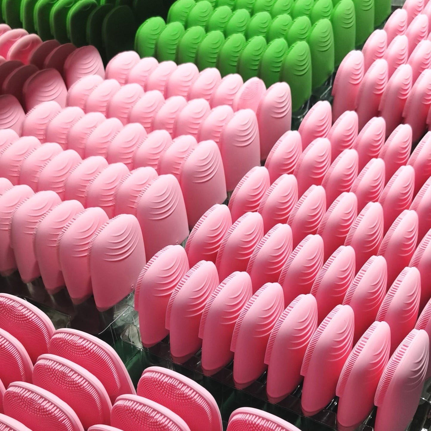 Mini Electric Face Brush